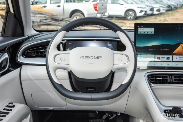 [小鲨帮选车]6.88万块钱的星愿是真的香 文能代步上班 武能跑山噼弯