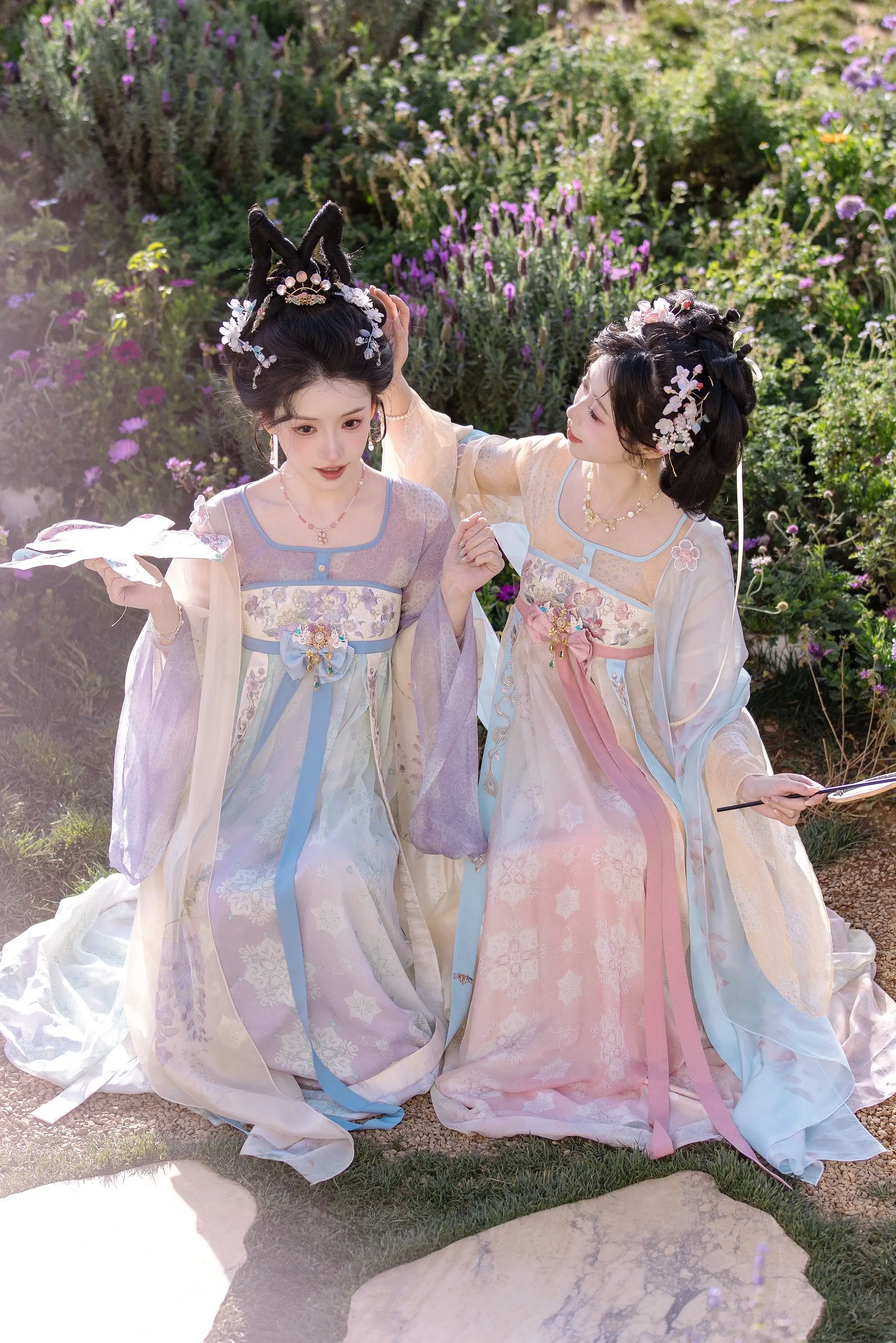 谁在歌咏春天。