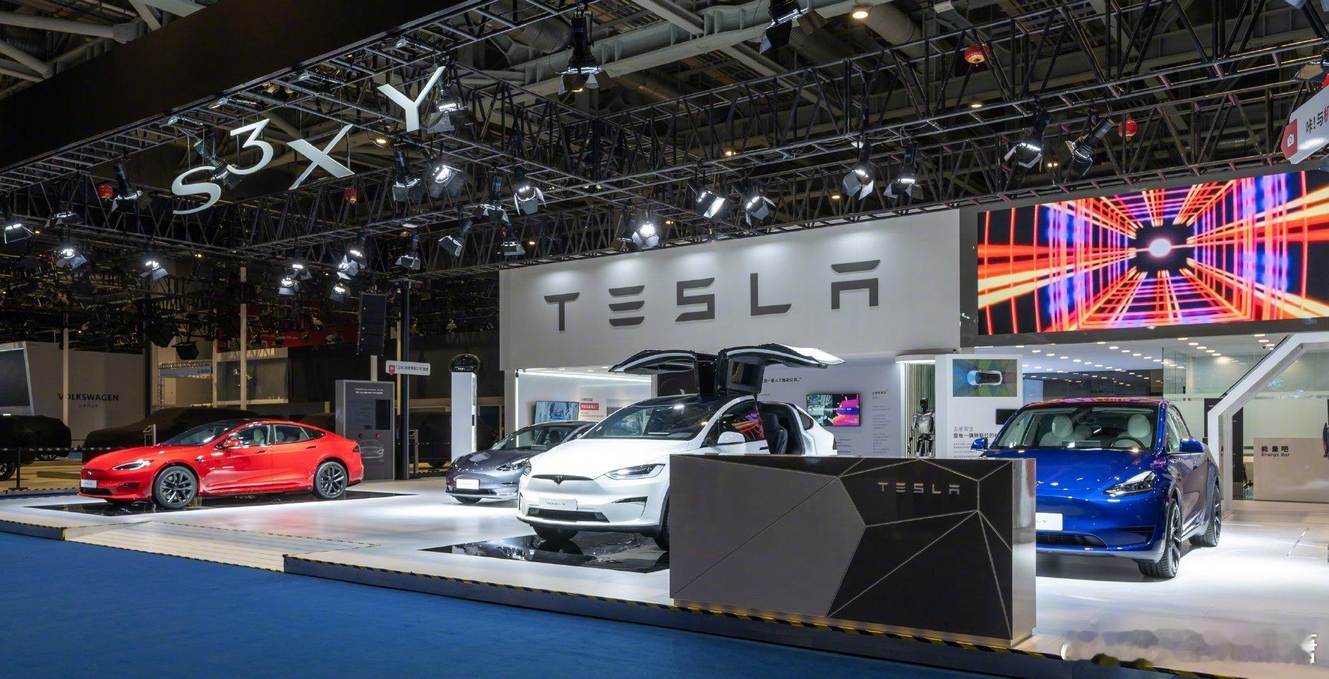 特斯拉为什么不参加车展大V聊车 我觉得可能有两个方面，一是最近在国内市场没有什么