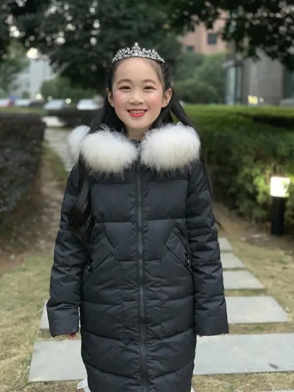 1月31日，央视中文国际频道《中国新闻》迎来了新面孔——“00后”主播陶忆雯。这