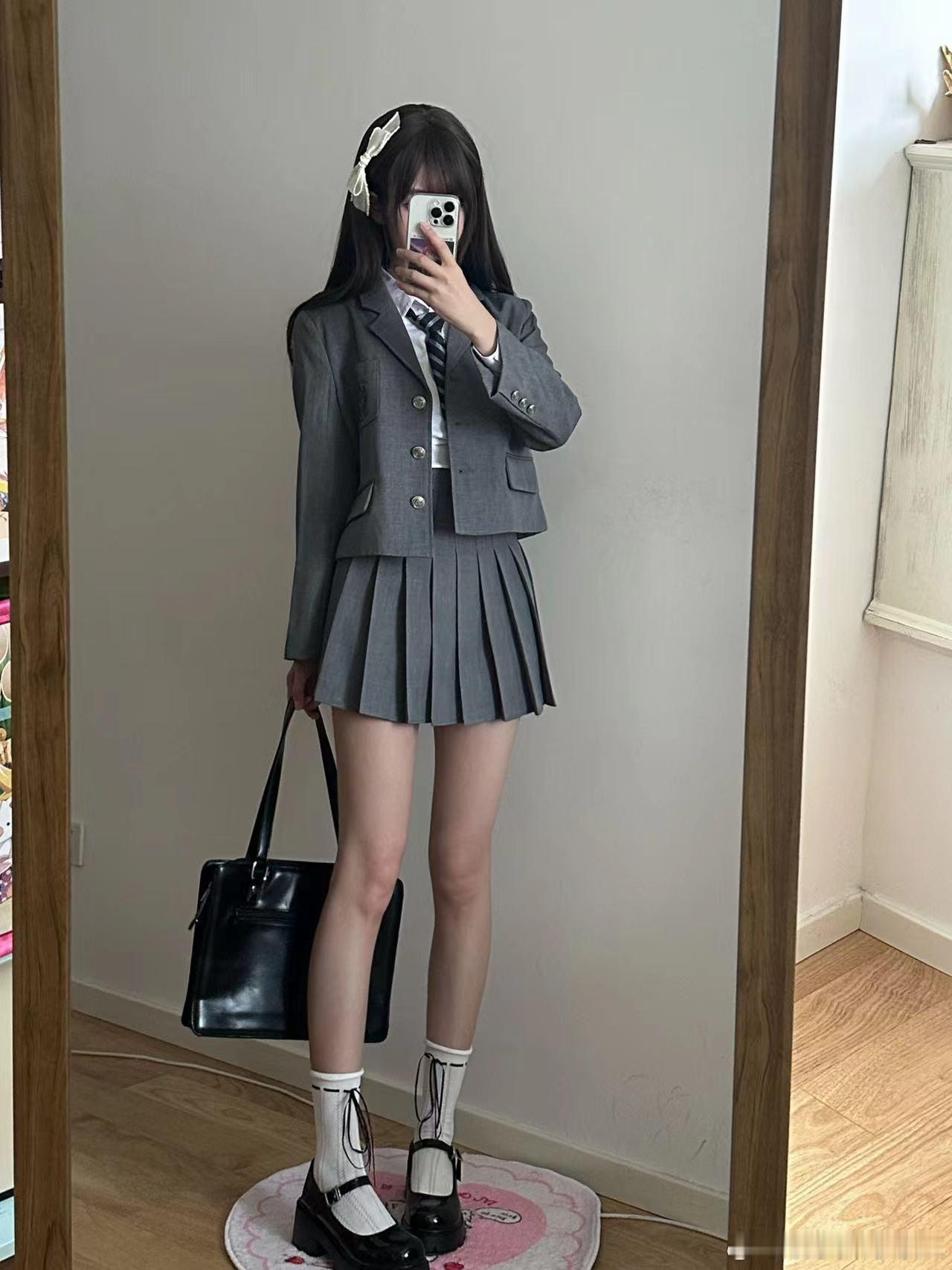 #jk[超话]# 秋冬jk穿搭之西服分享西服套装：洛斯女高#穿搭# #今天穿什么