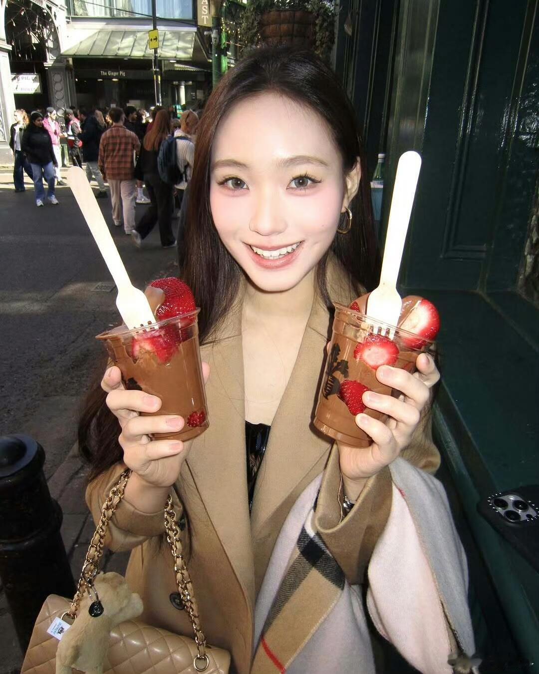 小S二女儿最新日常小S二女儿ins更新日常 小s二女儿Lily最新日常，感觉更像