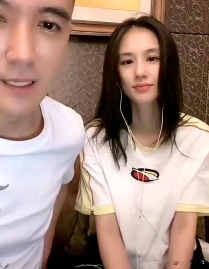 黄圣依和杨子到底会不会离婚？我们一起来客观讨论一下，先说结论，不可能！

第一，