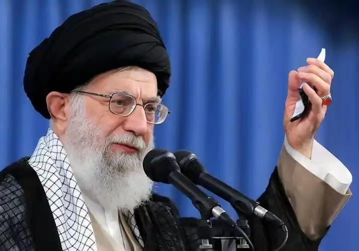 伊朗现在是不是已经跪了？这么说吧，就算是没下跪也基本上是认怂了。中国为什么不结盟