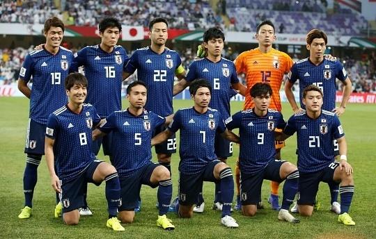 虽然说不想承认，可事实上亚洲队能走得远是日本和韩国。

为什么这样说，咱来唠点实