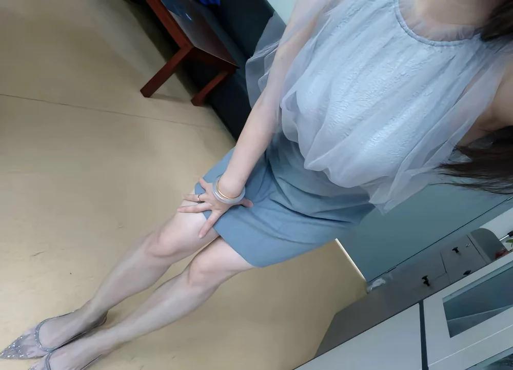 姐姐穿的很像钢丝球