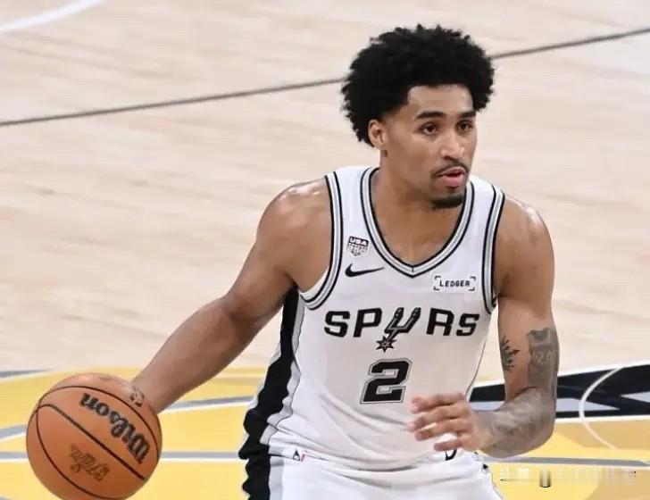 说实话G3要再输了就真的没什么悬念，可以算做搏命战生死战了，为什么不试试把哈珀放