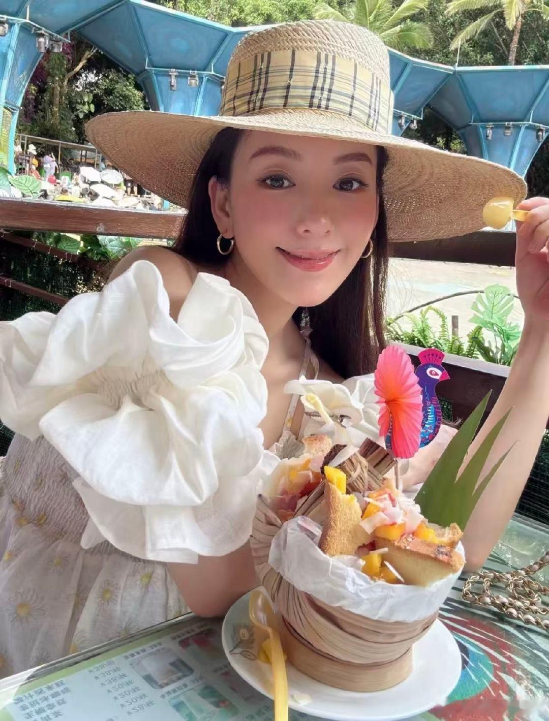 刘冲分房比刘星分饼还好笑《桃花坞》不得不佩服刘冲的小心思，嘴上民主投票选房间，清