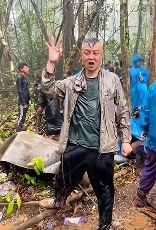 甜甜圈王伟恒润去的遭遇，牵A美国斩杀线全网解说，仍没改变润人的意志，真可谓是不到