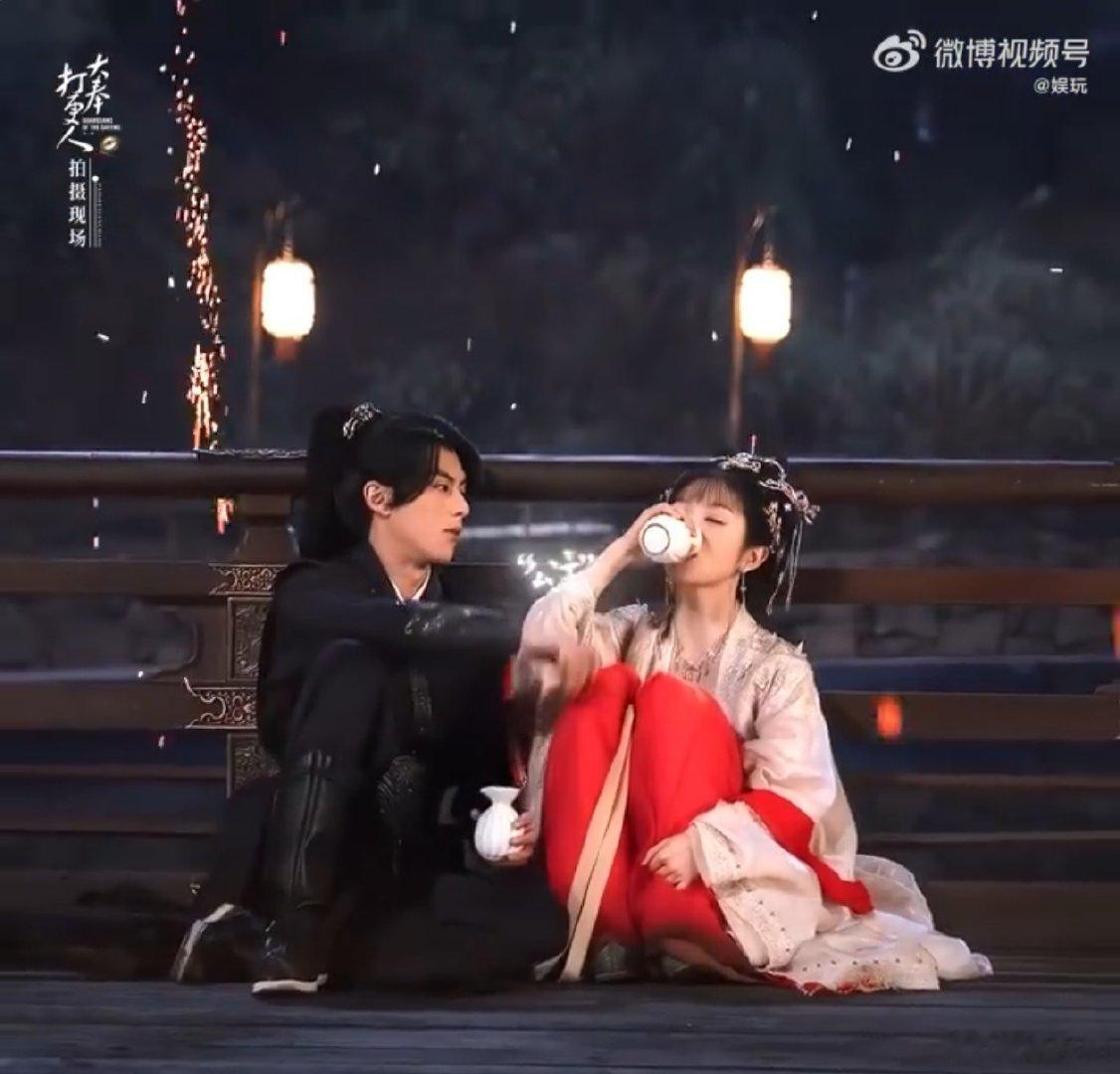 王鹤棣田曦薇今晚烟花吻  大奉打更人烟花吻  《大奉打更人》今晚烟花吻哦，许七安