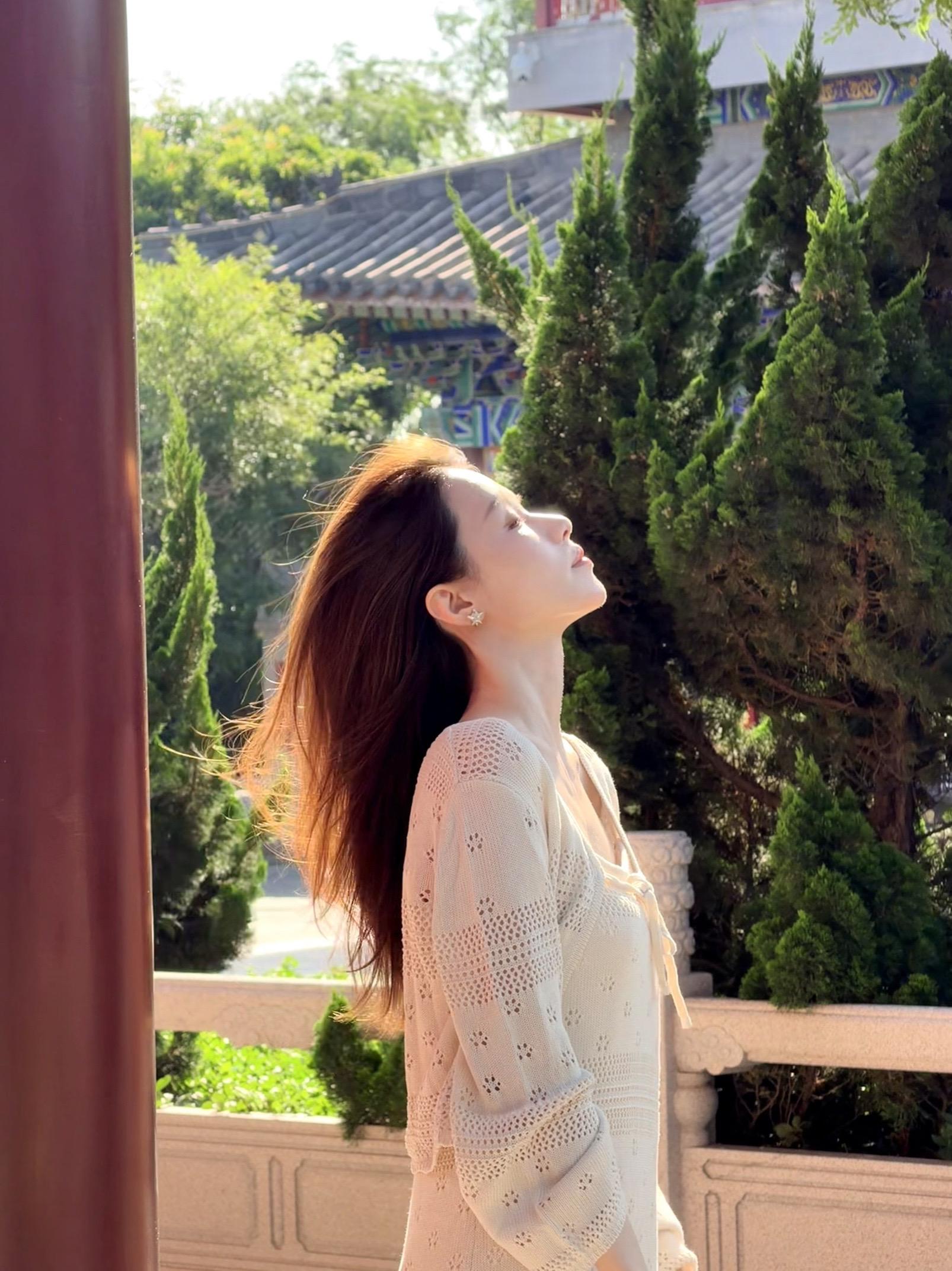 祈求命运高抬贵手 不要剥夺我的灵性  永远给我选择的机会