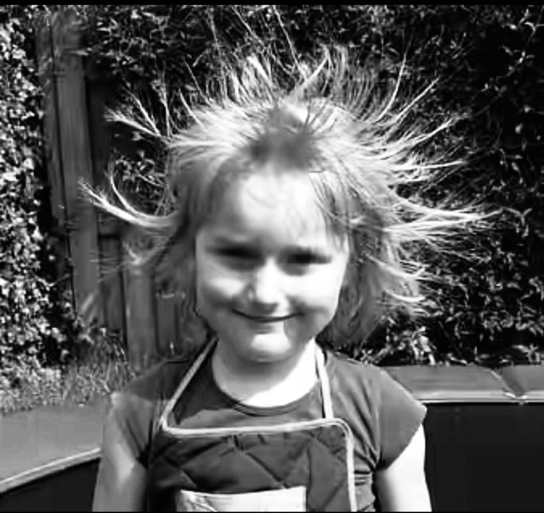 [烟花]干燥的秋冬季节，衣服静电简直是无处不在。[烟花]
[给力]今天就来快速分