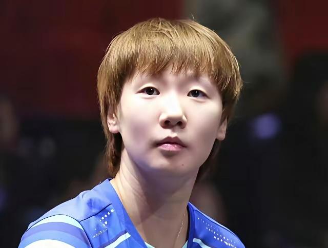 曼昱3:4韩莹
无缘晋级四强
七局比分
6:11，11:4，7:11
12:10