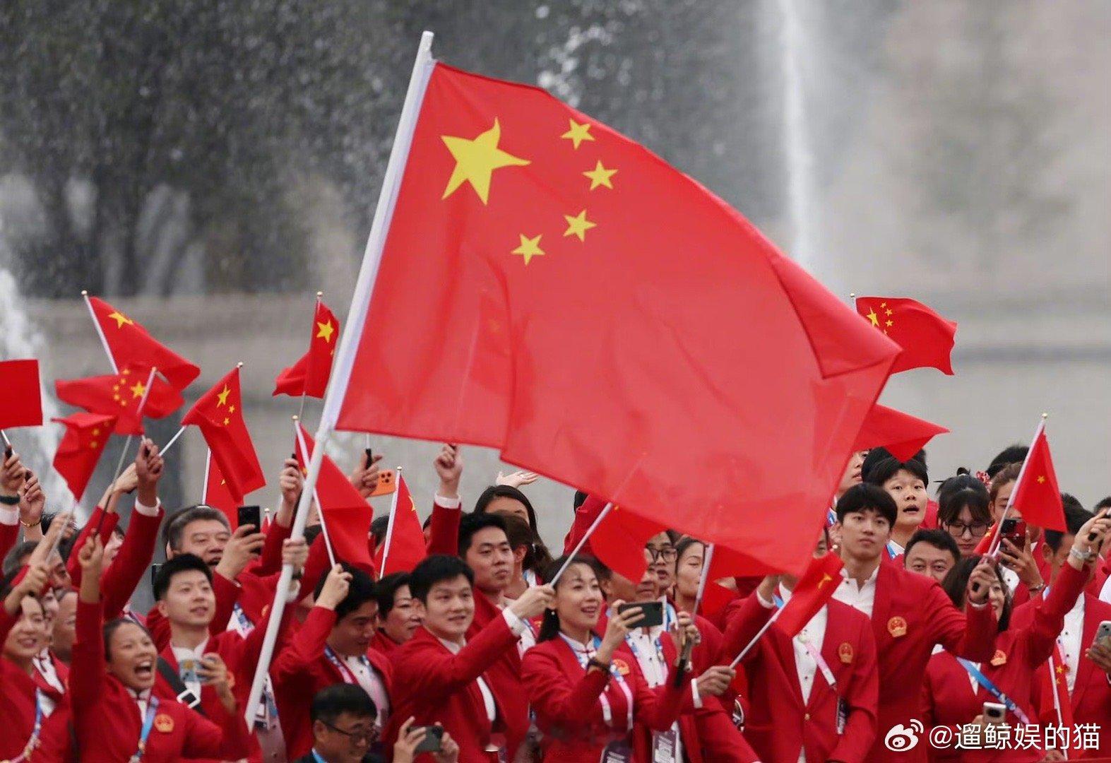 #巴黎奥运开幕式绝美瞬间#相信看了这一次巴黎奥运会开幕式的大家都一定很觉得惊艳，