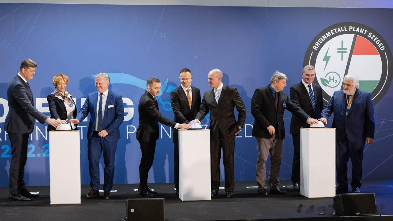 🇩🇪🇭🇺 莱茵金属在匈牙利开设混合型工厂

12月12日，总部位于德国杜