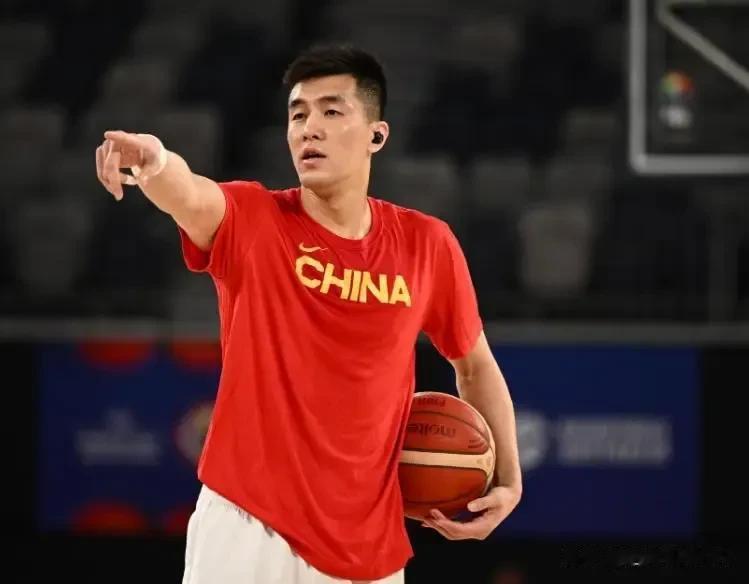 有一说一，亚运会中国男篮选人，应该考虑这3位球星！

1，郭艾伦，30岁，身高1