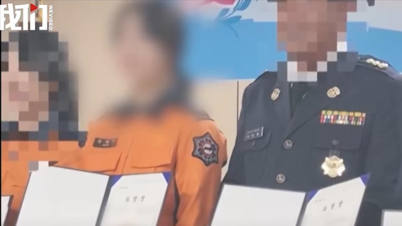 韩国女消防员被强迫陪酒后死亡，李在明下达命令！
韩国女消防员没留遗书，单位却急着