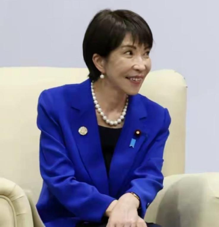 中日闹了这么多天，躲在日本背后的那条大鱼终于浮出水面了。不是别人，正是一直在幕后