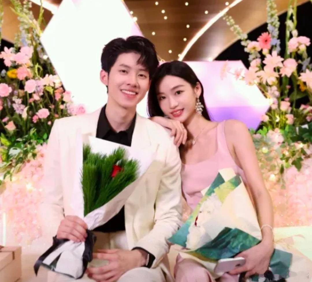 看了《心动的信号》这档节目后，我发现最终真正成为情侣的只有两对。其中，孙乐言和奥