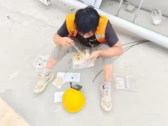 “要有命花的才是钱！”一四川男子，在以色列工地打工，月薪近40000元，而且是一