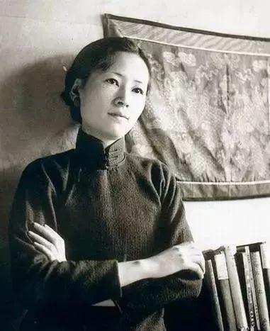 一次，高晓松想拍《林徽因传》，被林徽因的女儿梁再冰警告：“你要是拍我妈和徐志摩有