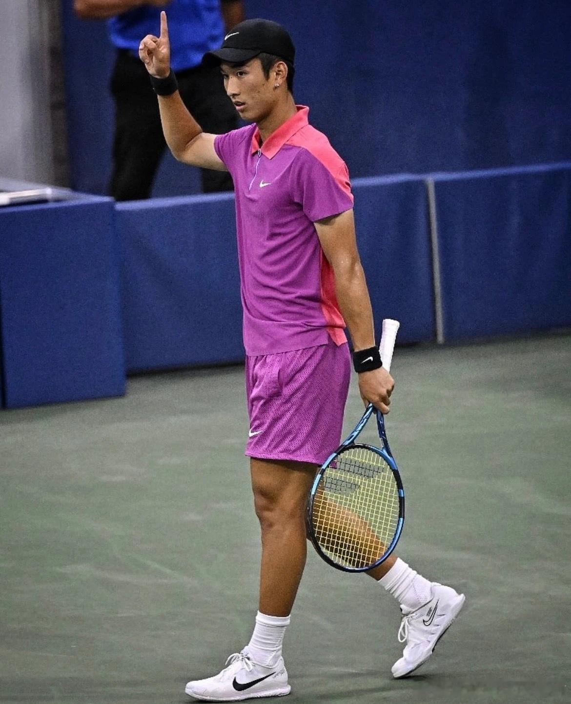 商竣程晋级八强！🇨🇳 babolatfamily  ATP250香港站男单第