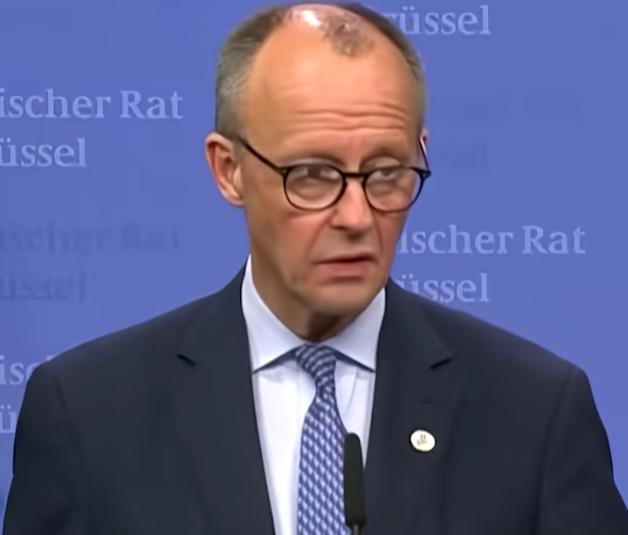 德国正上演最魔幻的政坛大戏：右翼政党支持率飙升、逼近权力巅峰，传统政党溃不成军、