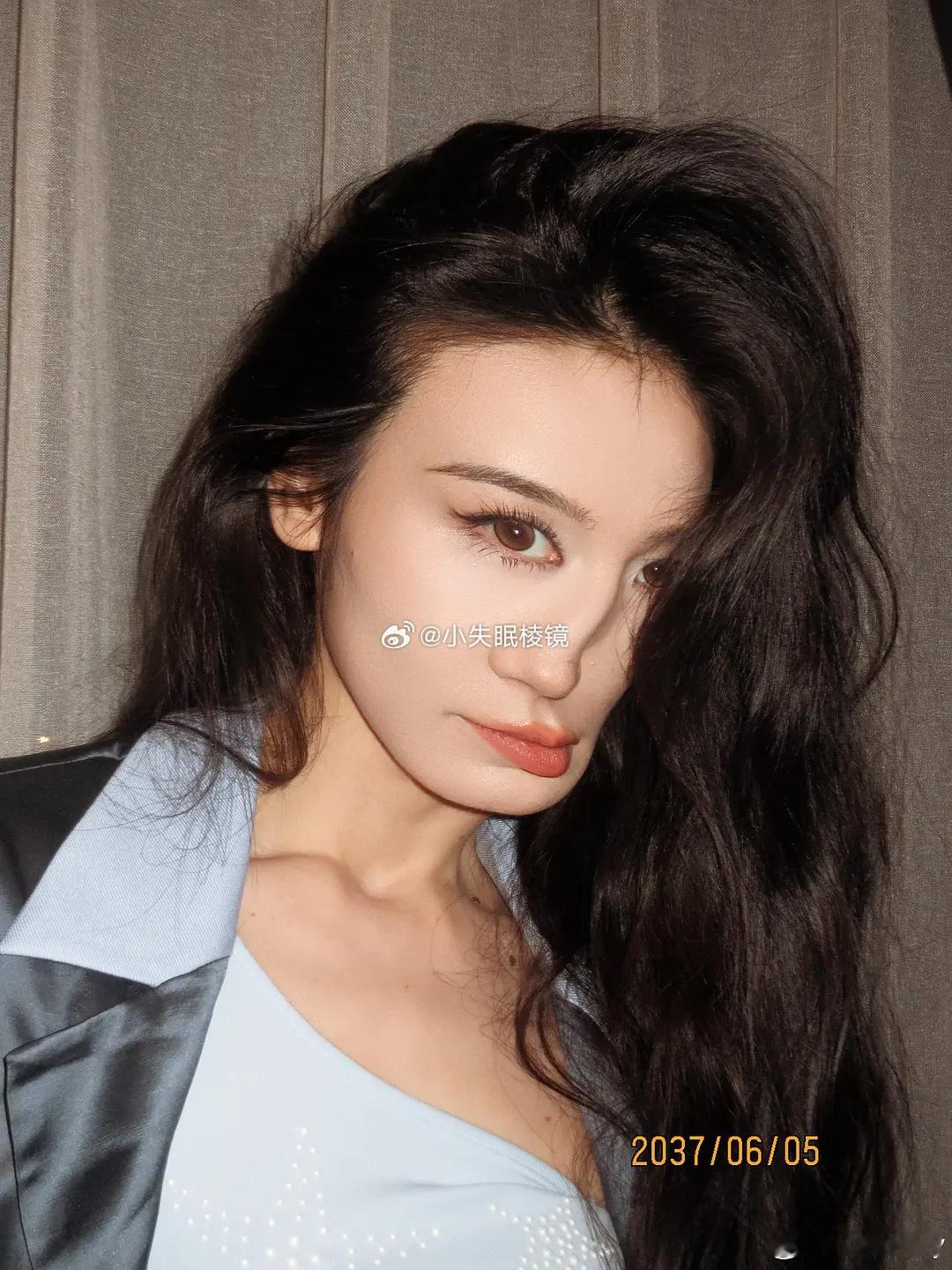 代斯怎么长这样了 