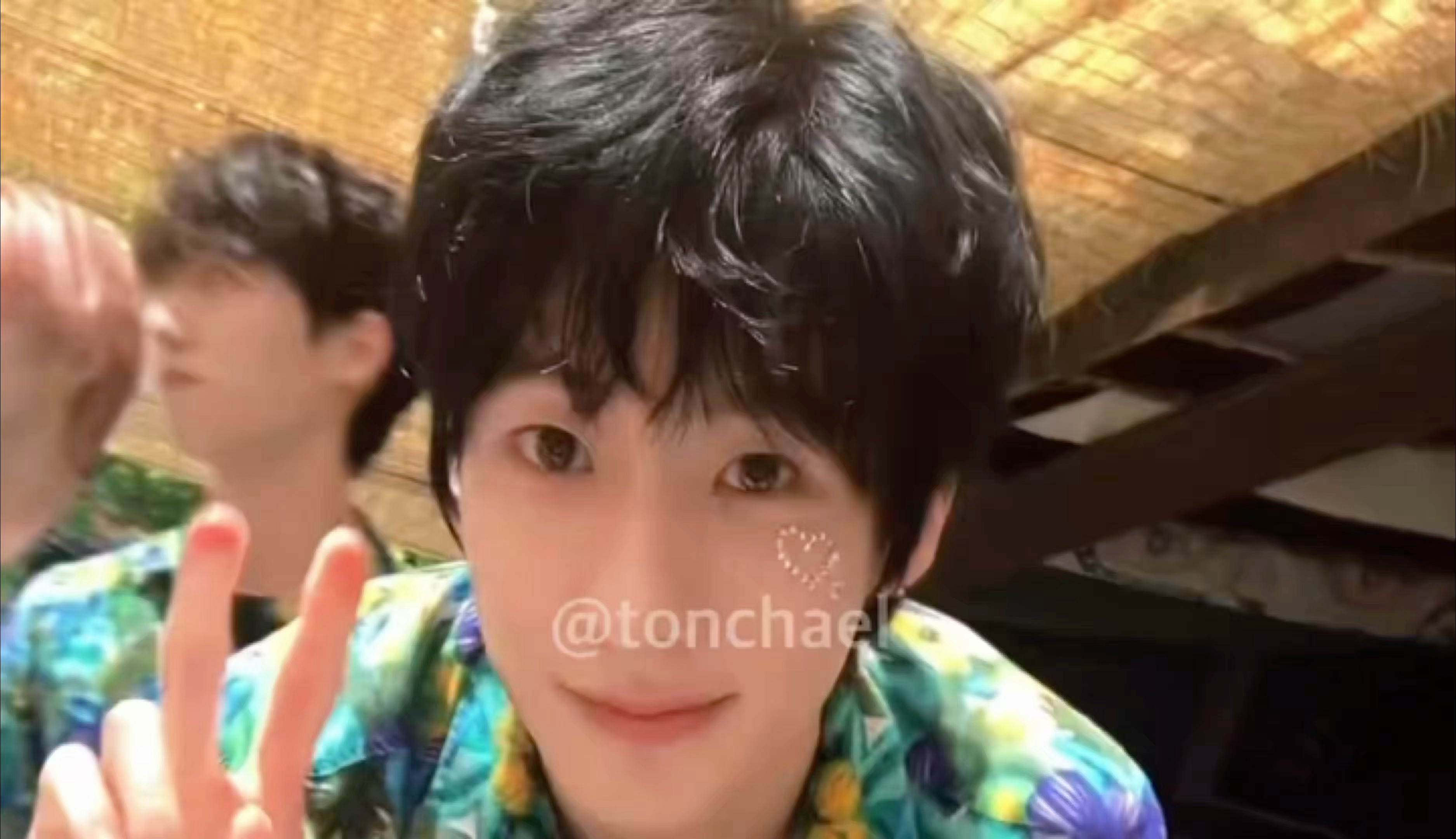 挑战不被此蘑菇头萌到 