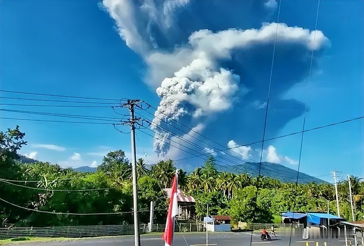 5月9日早上的最新消息，速报，全都不容错过，第三条：印尼杜科诺火山喷发 致3死2