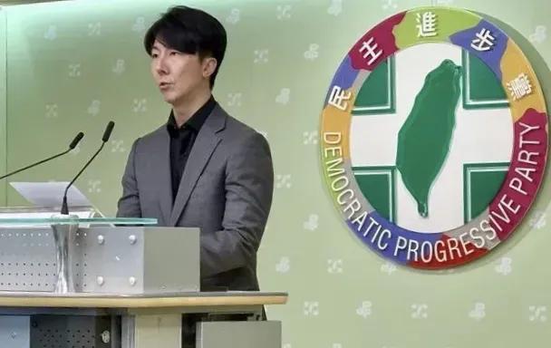 台湾急了，台湾对美俯首称臣，美国照样对台湾课高关税，台湾对大陆挑衅，结果换来的是