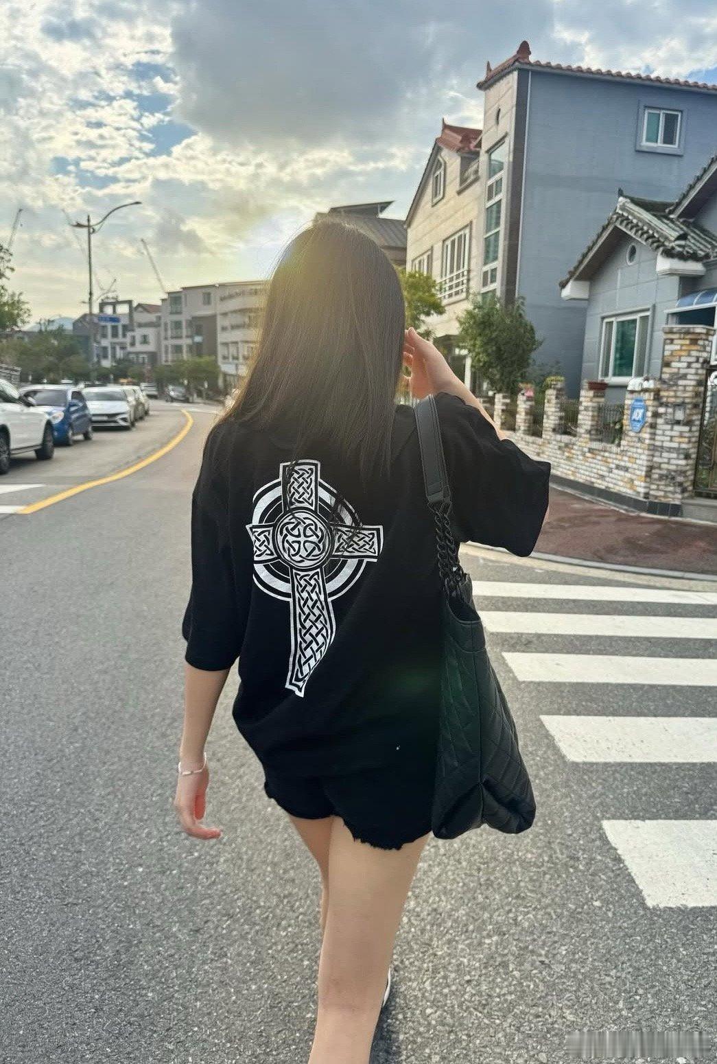 如果蔡国强去炸西贝大家不会有意见吧 ​​​