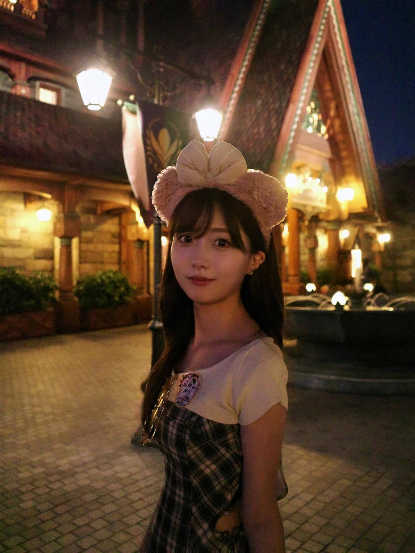矢久保美緒「お誕生日ディズニー🏰 しあわせ♡」　miogram ​​​