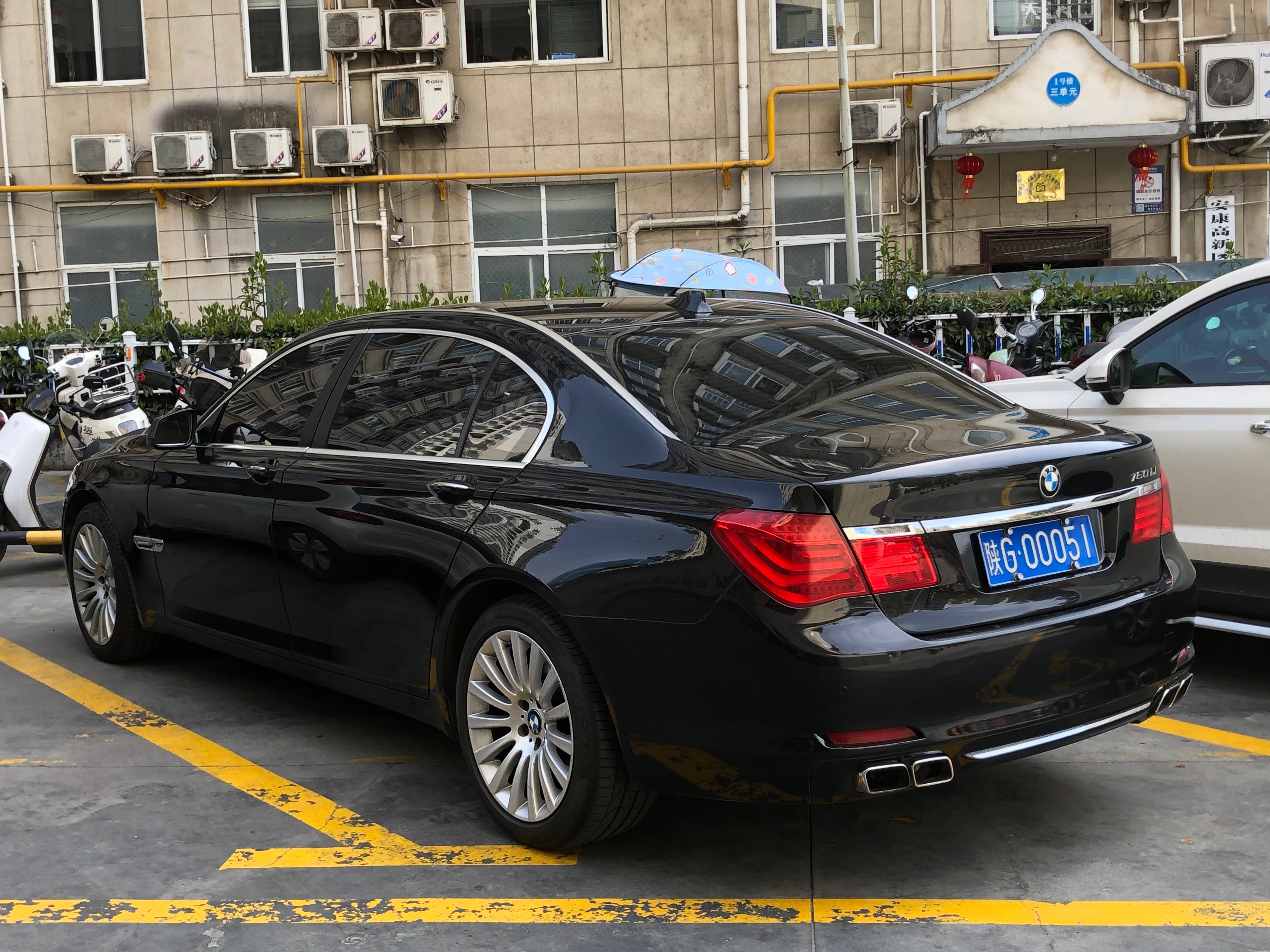 全球车牌 陕G00051宝马760Li  V12 安康