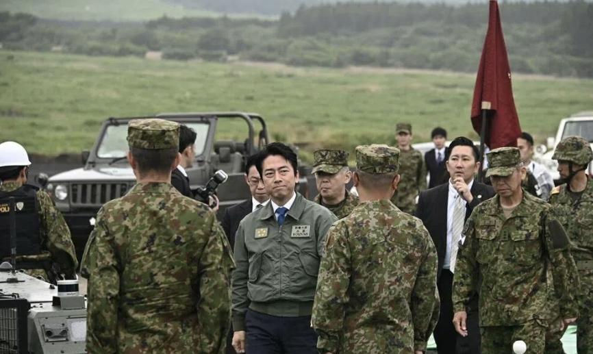 新加坡联合早报今天（6月20日）写道：“中国正通过与部分国家发表的联合声明中使用