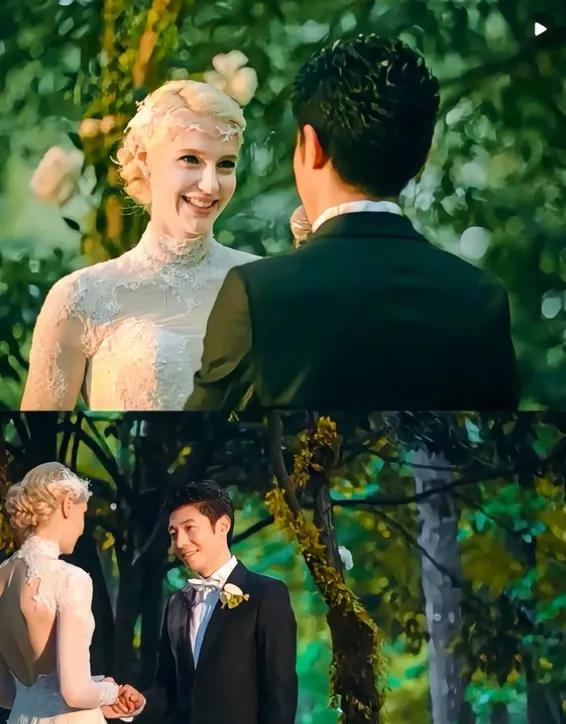 8年前她说“下嫁”，如今被这对夫妻狠狠打脸。
当时所有人都在算配不配。
央视名嘴