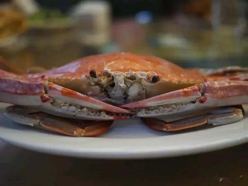 乔任梁爸爸因吃8个死蟹后住院 乔任梁爸爸吃8个死蟹后住院一事冲上热搜。2025年