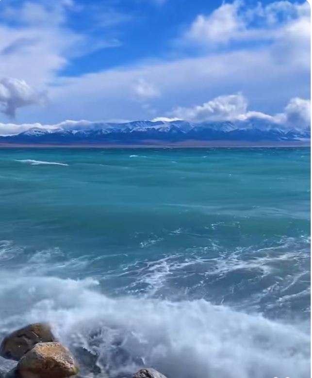 你旅行去到过最远的地方是哪里
 
走过山川湖海，踏过城市街巷，不知不觉也去过不少