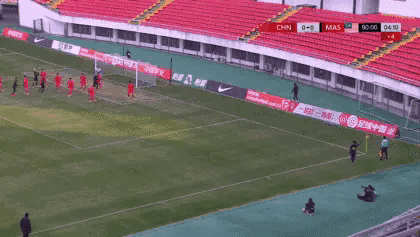 中国足协中国之队热身赛，中国U23男足全场比赛补时最后一分钟遭对手绝杀，一球不敌
