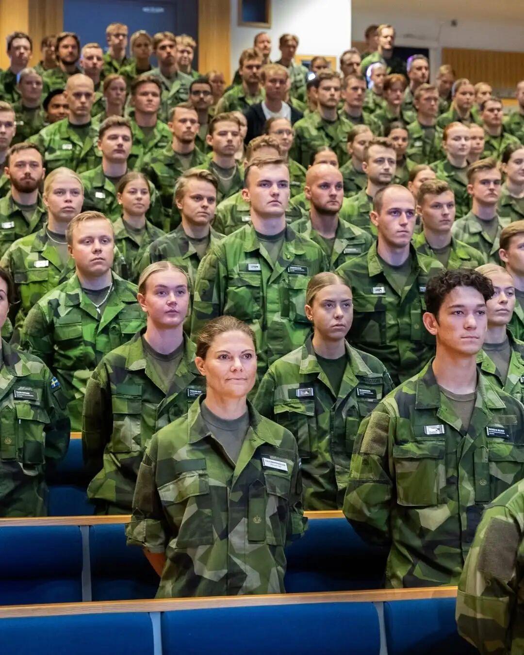 我们国内有很多的女性都是支持女权主义，女权主义我也支持。女权主义的前提是要有担当