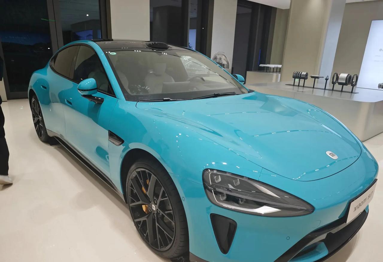 小米su7多少钱你们会买？假设对标model y 26万，颜值我会给他加1万，但