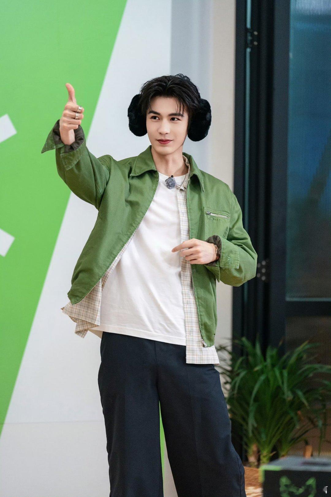 上淘宝闪购和张凌赫悦享一夏每次刷到张凌赫代言物料都心动，开通同款会员之后，购物幸