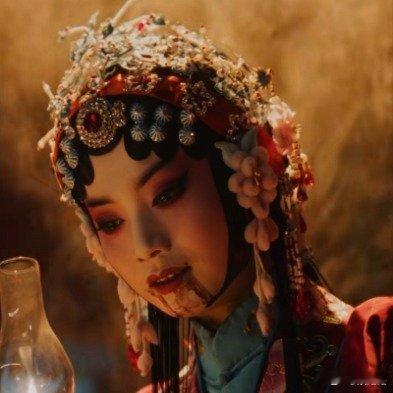 《ENEMY》《给阿嬷的情书》和一些黑马短剧大火，说明了很多问题1️⃣现在靠流量