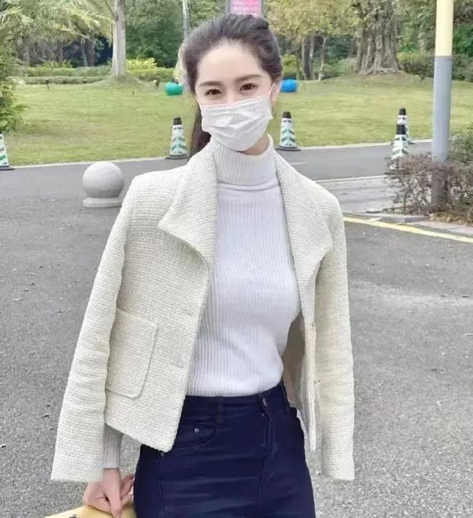 我们七零后，有孩子自己带，车子房子自己买，公婆必须要赡养。虽说公婆没给过一分钱，