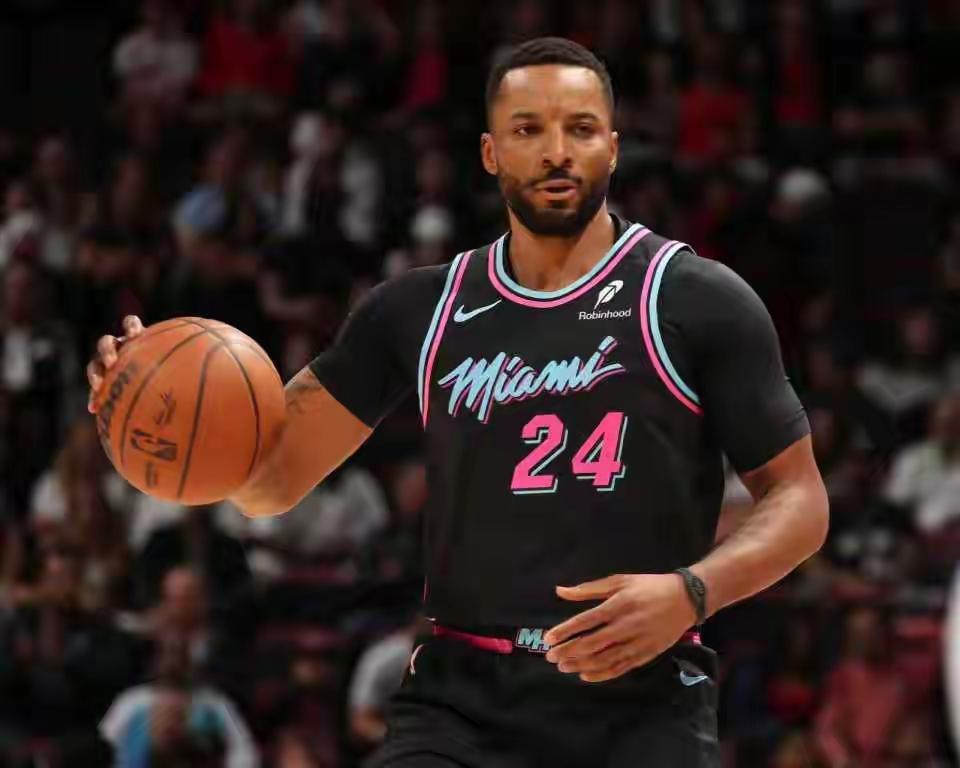 鲍威尔34分助热火擒鹈鹕，实力在线到哪里都行。谁说离开哈登啥都不是？快船弃将鲍威