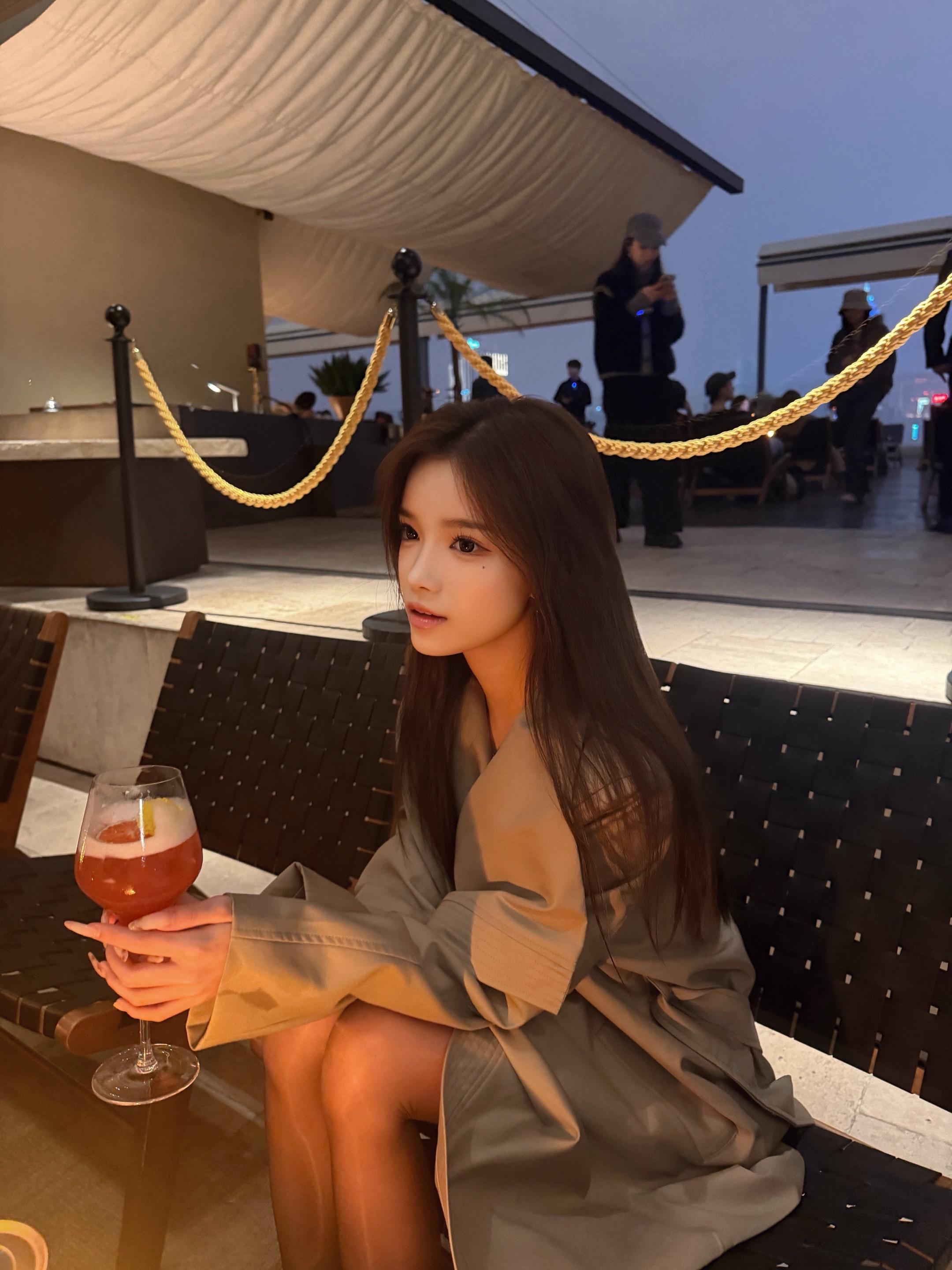 失去你 继续和你在一起 我竟不知道哪个更痛苦一点