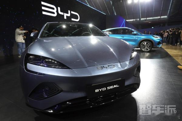 2025 韩国进口电动车市场大洗牌！比亚迪 1-11 月累计售 4955 辆，1