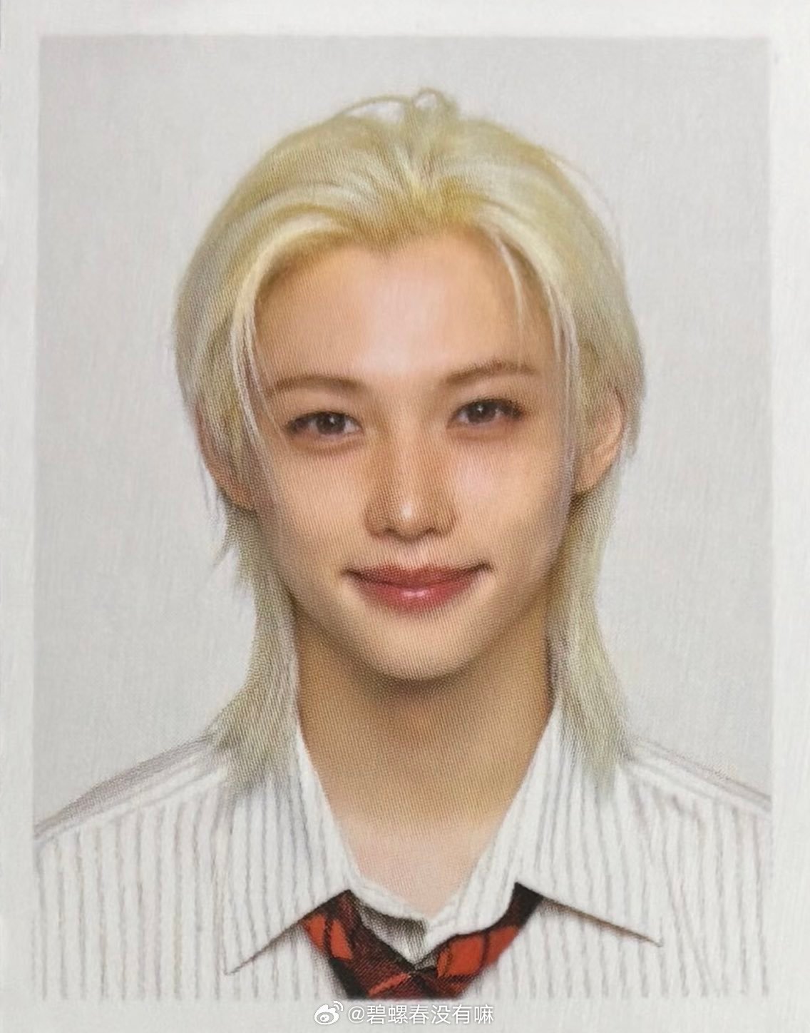 小爱神又在人间散播爱了有韩国网友透露，前几日felix李龙馥去医院病房挨个问候癌