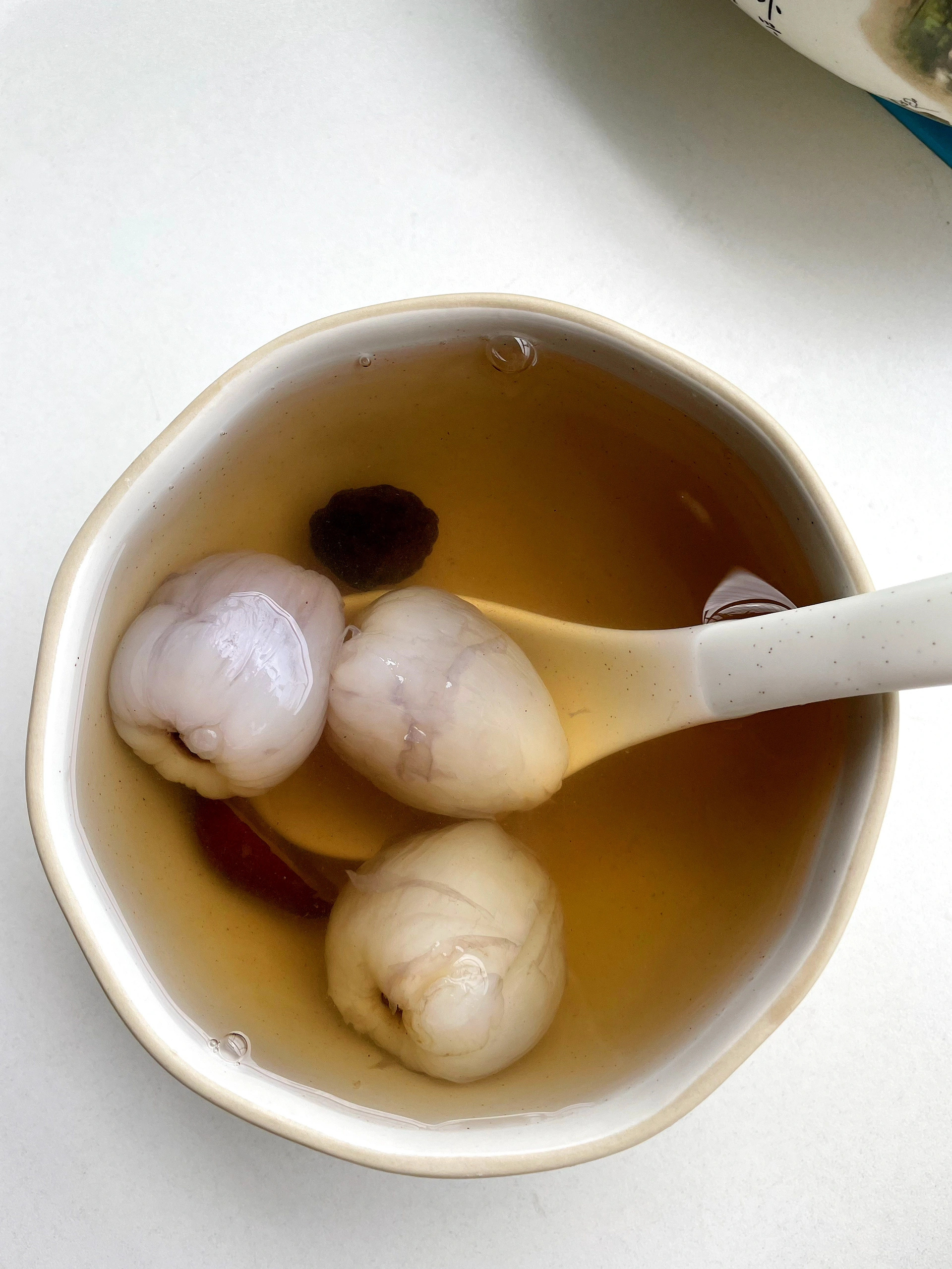 煮7颗荔枝，阴阳两虚的体质食疗这是只有夏天才有的阴阳两/虚茶饮！俗话说 “一颗荔