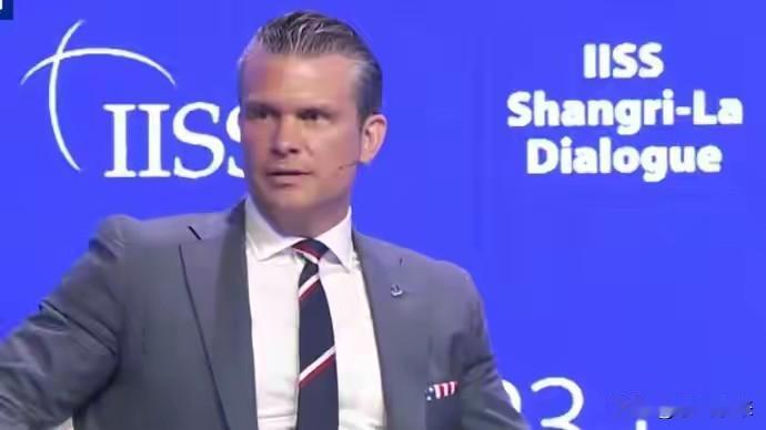 美国国防部长赫格塞思自从访问中国以后，对中国的态度发生了巨大逆转！

由衷的佩服